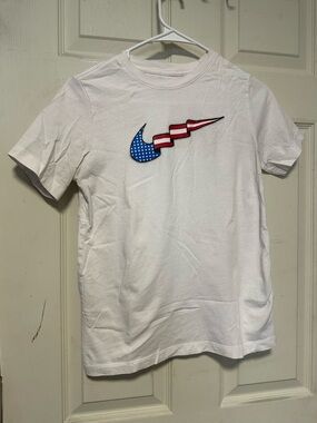 Nike Kids Tee with American Flag Swoosh